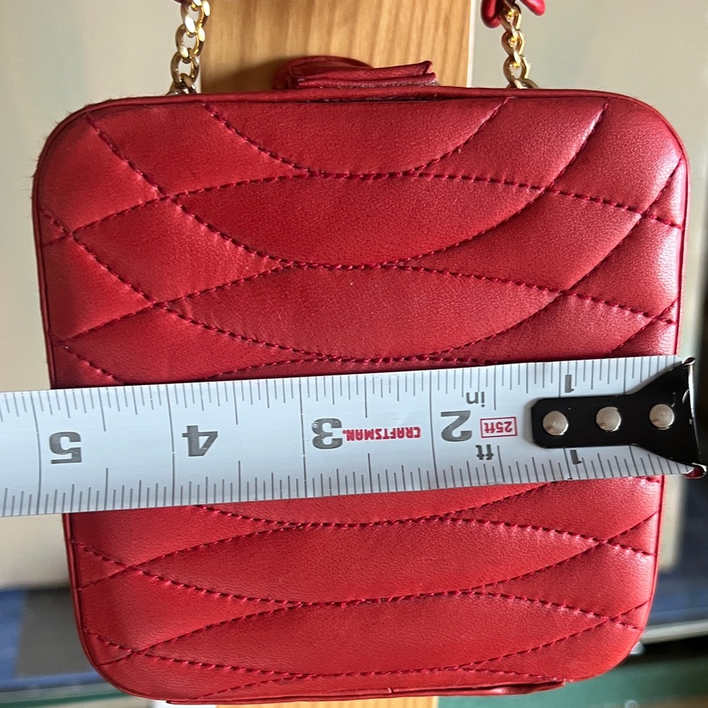 Chic Red Quilted Mini Bag - Picture 4 of 9